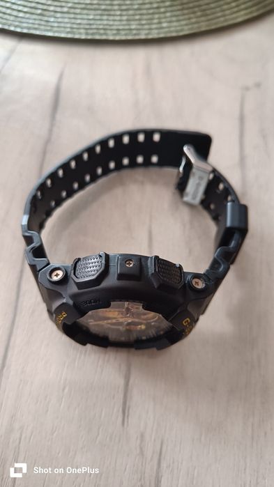 G-SHOCK GA-100 часовник