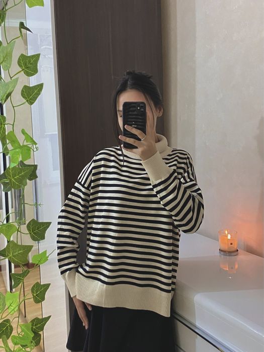 НОВЫЙ Свитер с горлышком