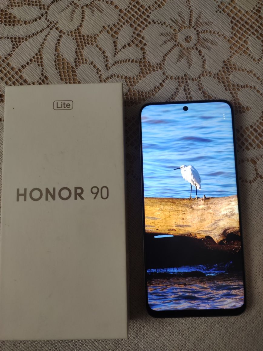 Honor 90 lite 256 RAM