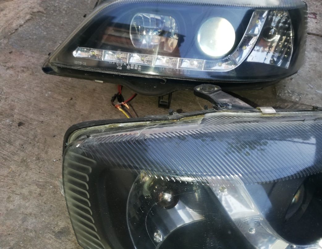 Фарове Opel Astra G