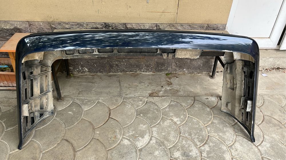 Задний бампер оригинал бмв е34