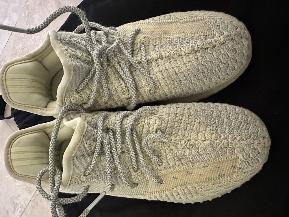 YEEZY Boost copii marimea 33  1.1/2US originali