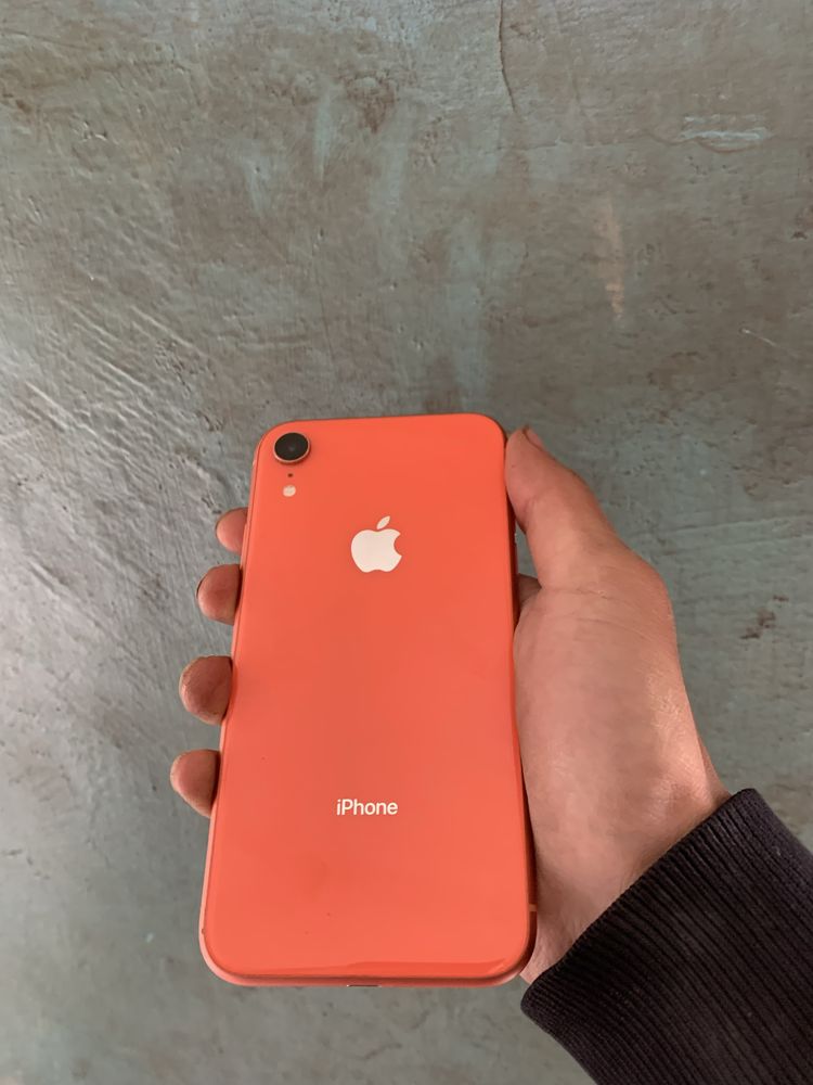 iphone XR 128gb все работает