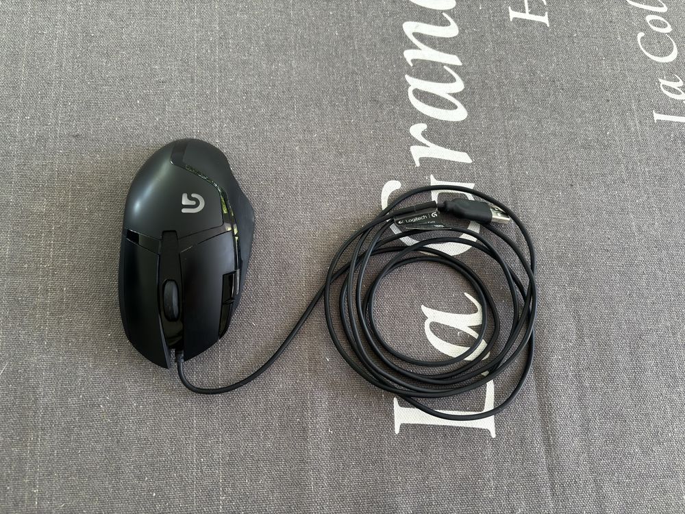 Mouse Logitech G402