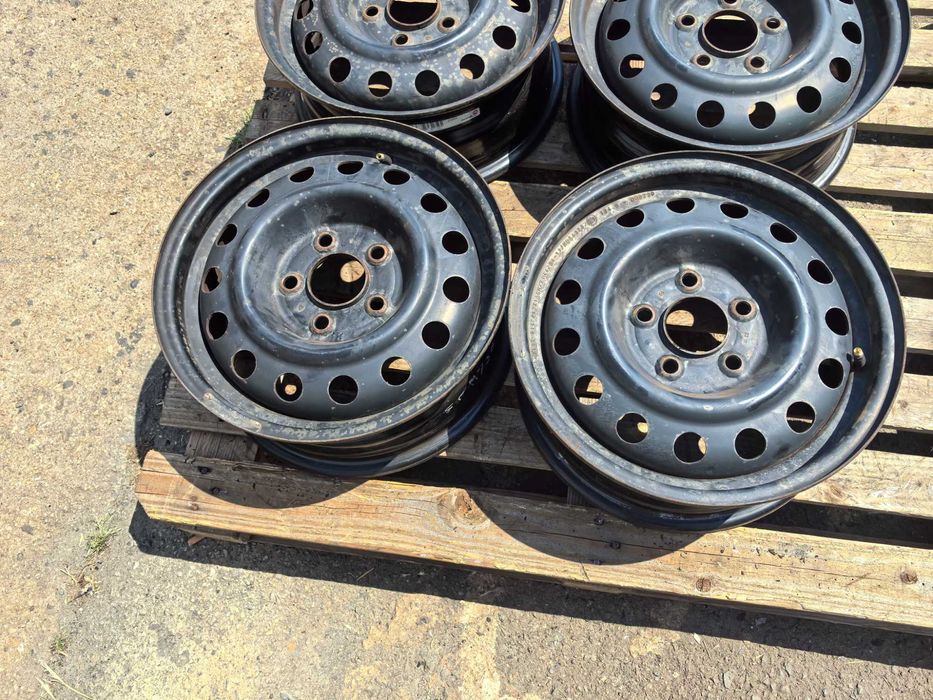 15 цола 5 х 114,3 мм Хюндай И30 / КИЯ Сийд - 6 Инча / ЕТ 46