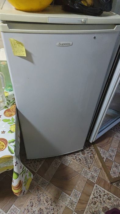 Холодильник б/у на запчасти .Бесплатно