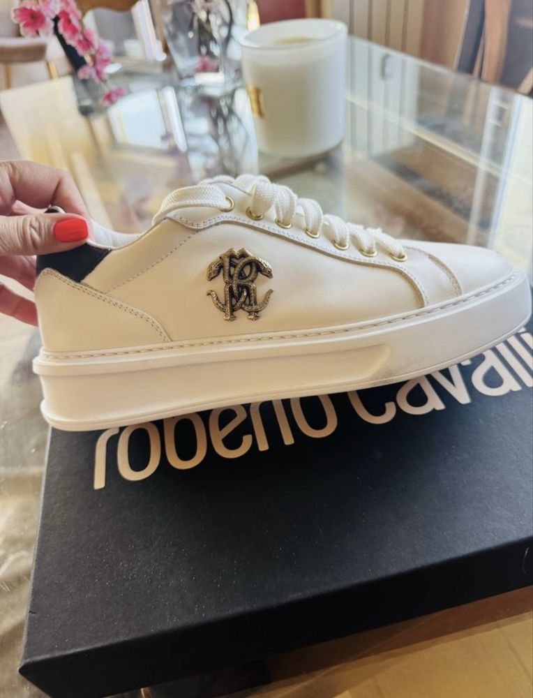 ROBERTO CAVALLI Оригинални Сникърси,купени за 644лв, продават се 349лв