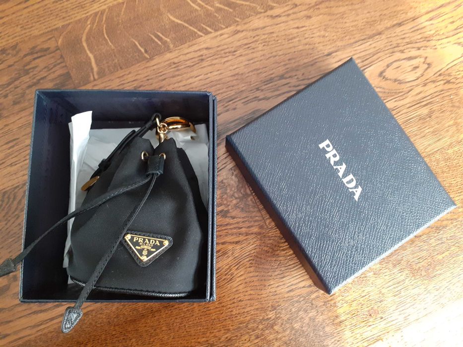 Аксесоари за чанти, 
Prada
Ключодържател Re-Edition 1978