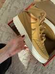 Adidasi Nike Court Vision Mid