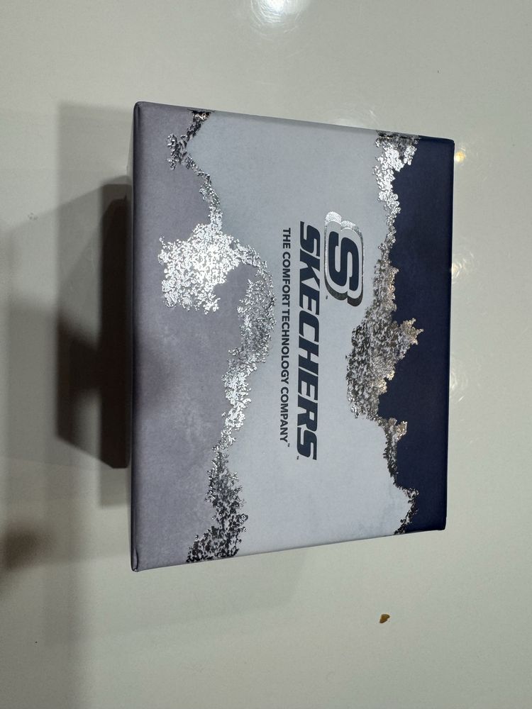 Дамсли часовник Skechers с 5 гривни - НОВ