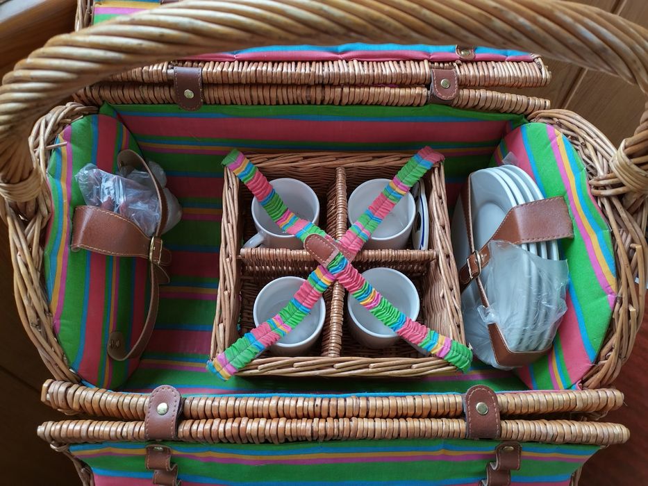 Корзинка для пикника новая