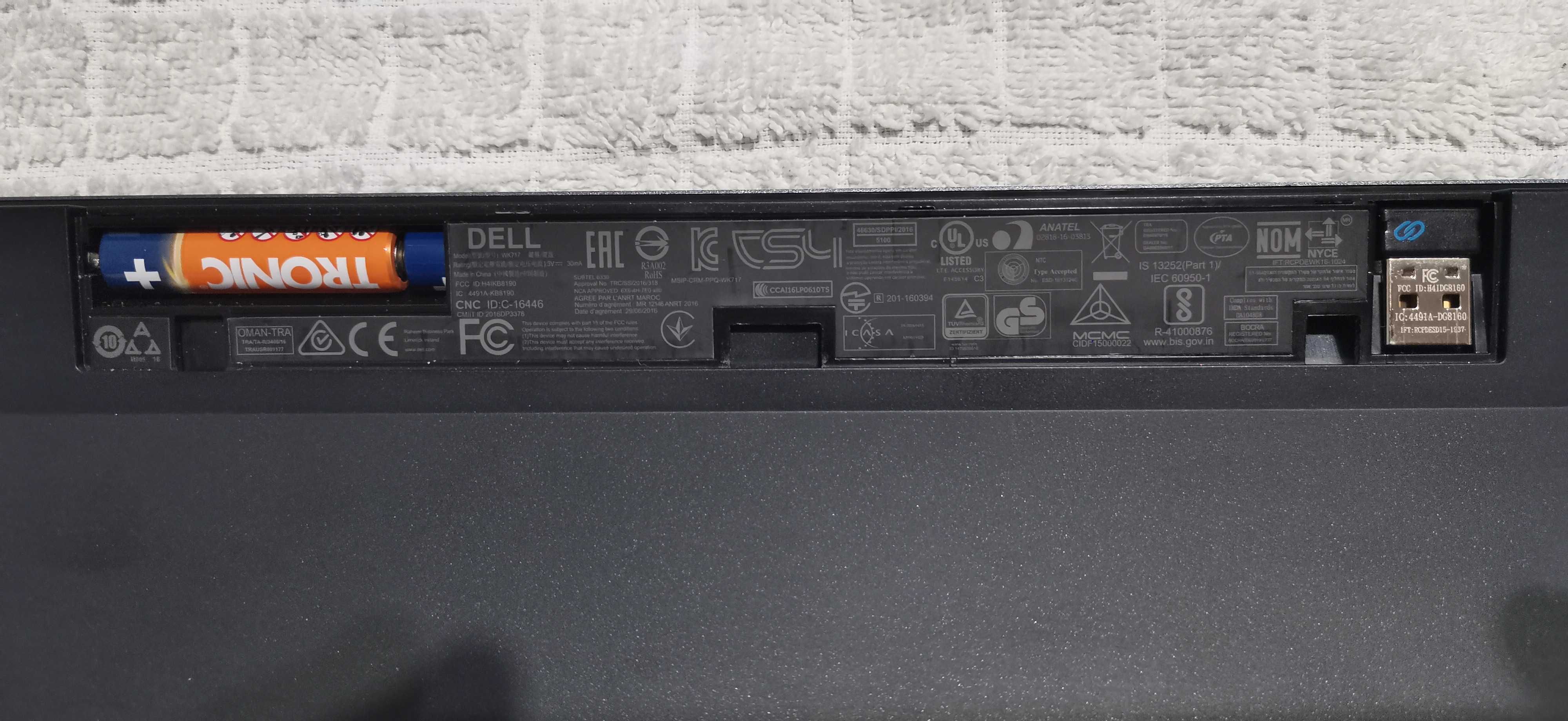 Tastatura Dell Premier WK 717 Wifi si Mouse Dell Premier WM 527 Wifi