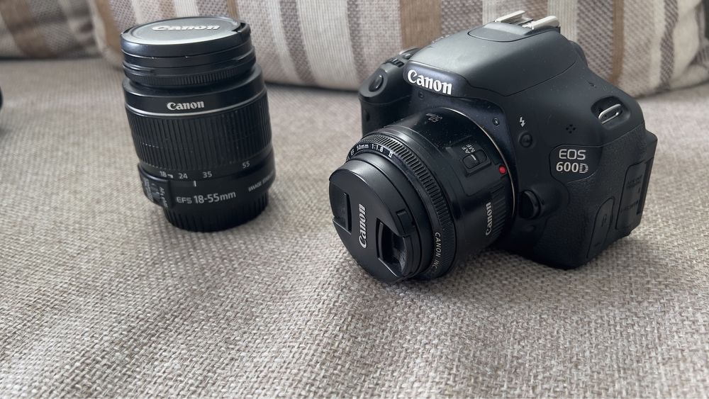 Продам фотоаппарат Canon 600D