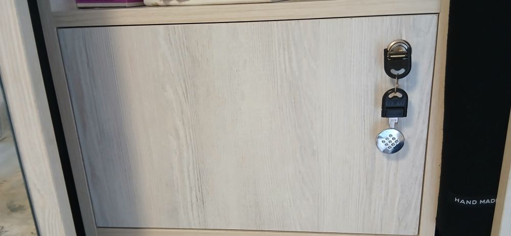 Шифоньер в отличном состоянии