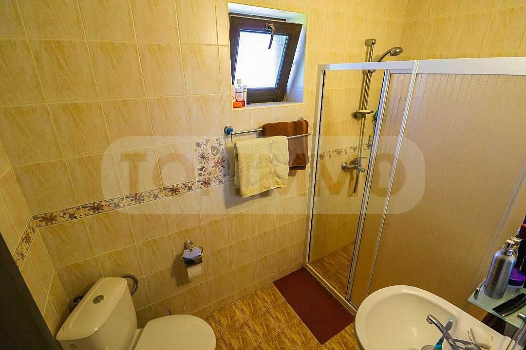 Двуетажна къща във вилна зона до Балчик
