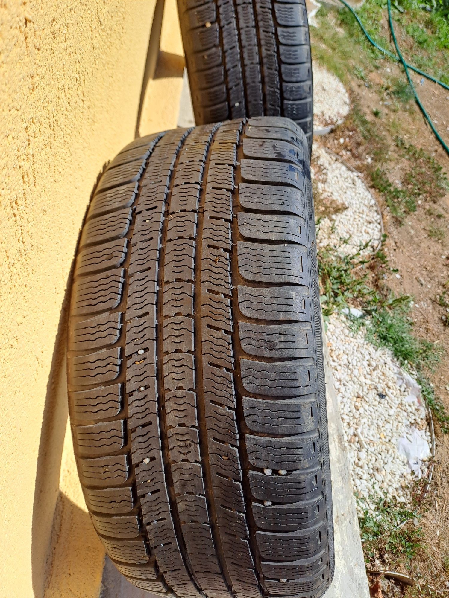 Vand 2 cauciucuri Michelin Pilot Alpin 225/50/17 m+s