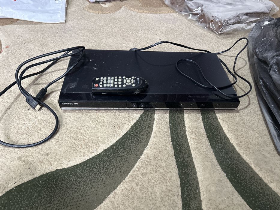 Двд плеер в хорошем состоянии