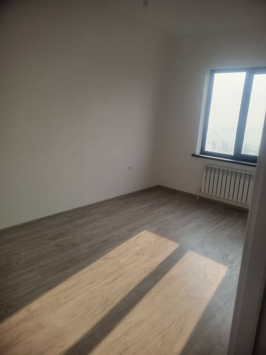 3 xonali uy sotiladi