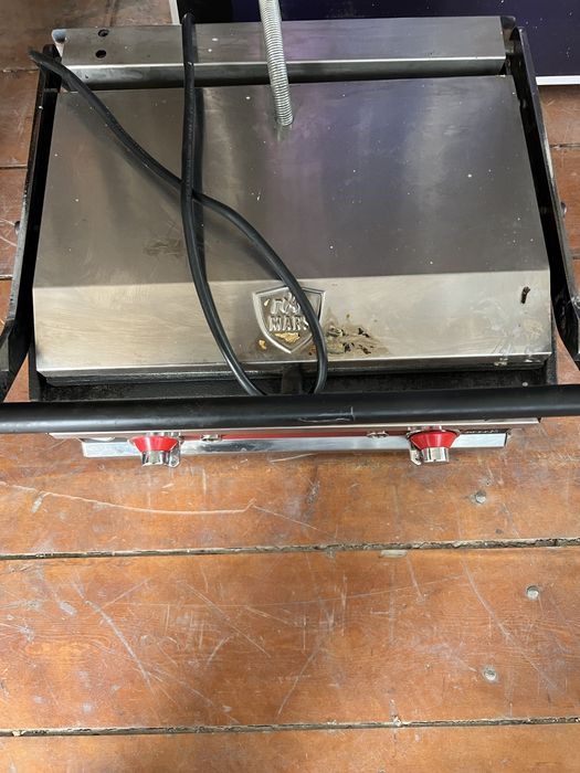 Тостер в хорошем состоянии