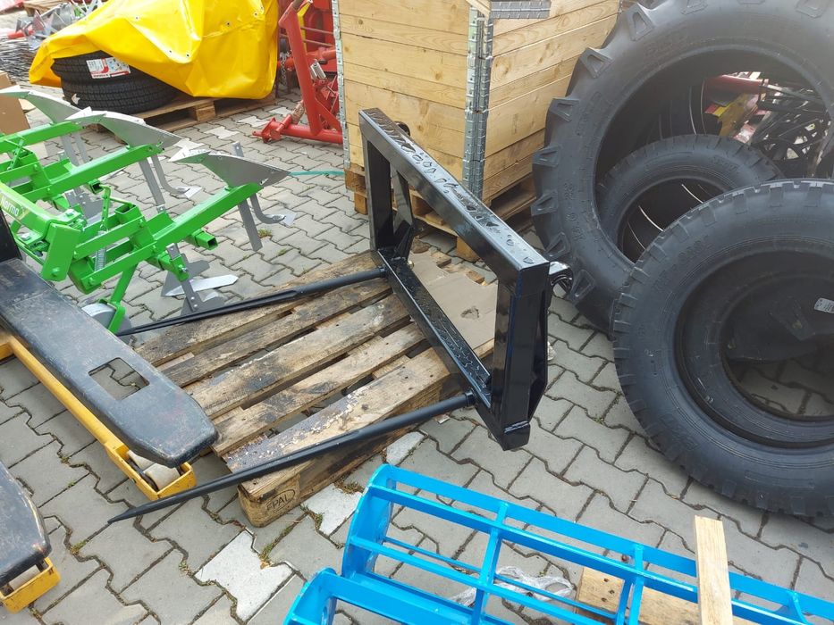 Furcă transport baloti incarcator frontal, prindere tip Euro