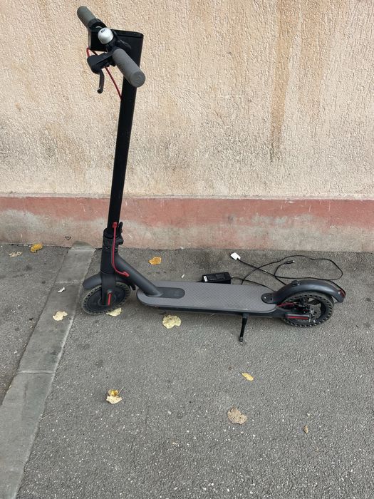Trotineta electeica Xiaomi mi365 in stare forte buna fara jocuri