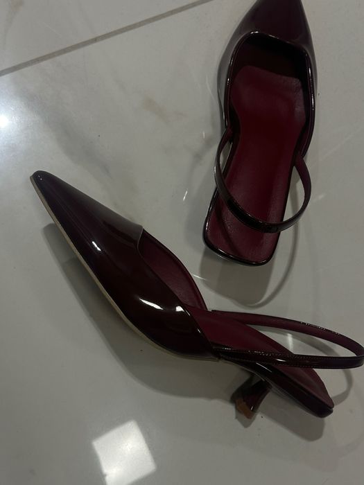 Ниски официални обувки - цвят бордо