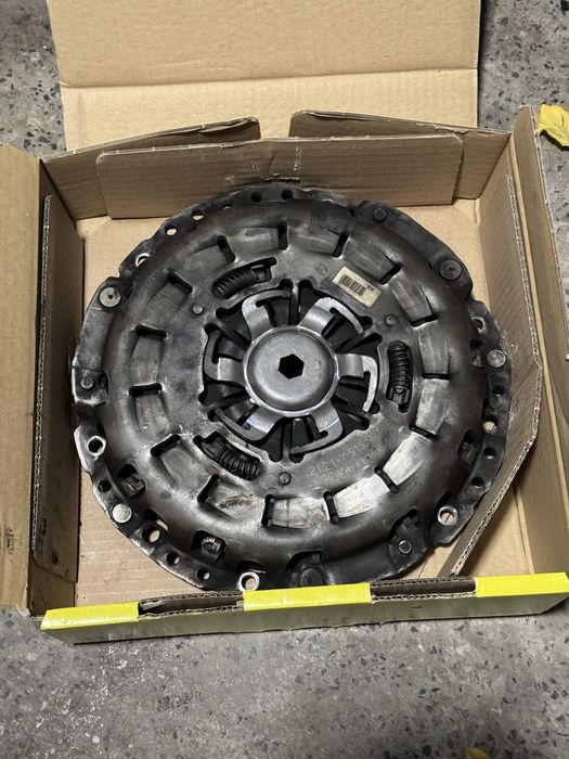 Притискателен диск luk за е46 2.8