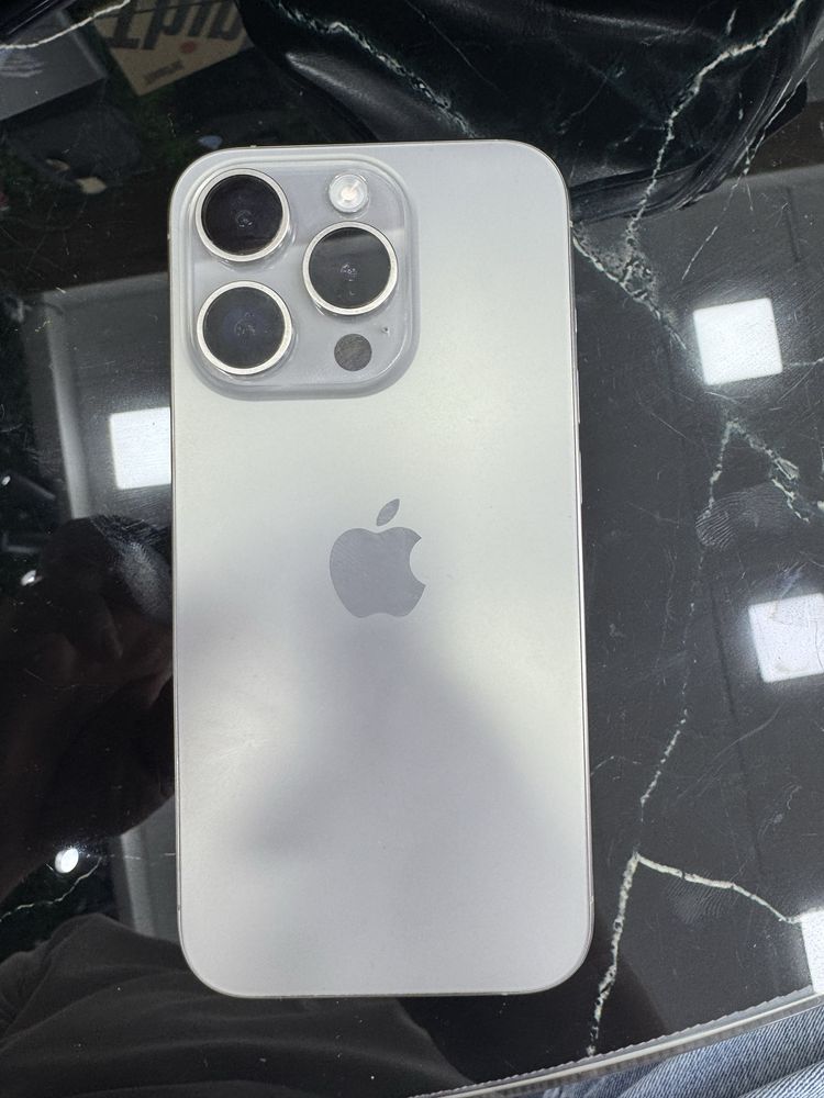 Iphone 15 pro 128gb J/A natural