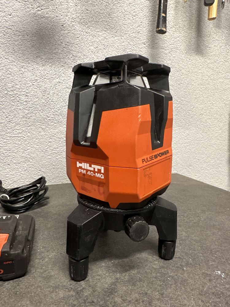 Hilti pm 40 MG laser aliniat pereti tavane bisch makita dewalt