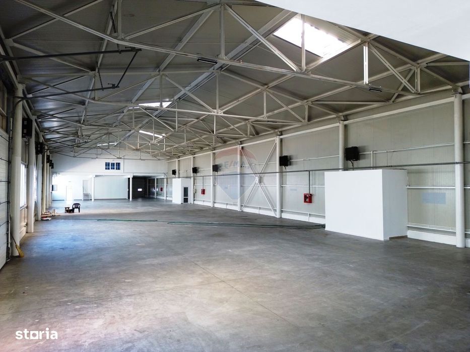 DE VÂNZARE – Hală industrială + birouri | Tirighina | Teren 9.533 mp