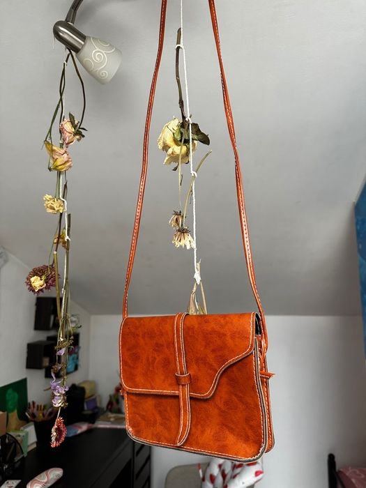 Малки декоративни чантички