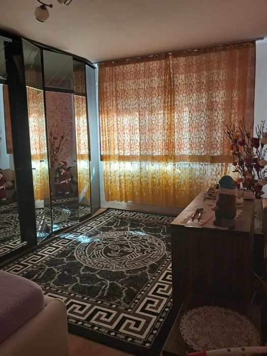 Vând apartament 2 camere