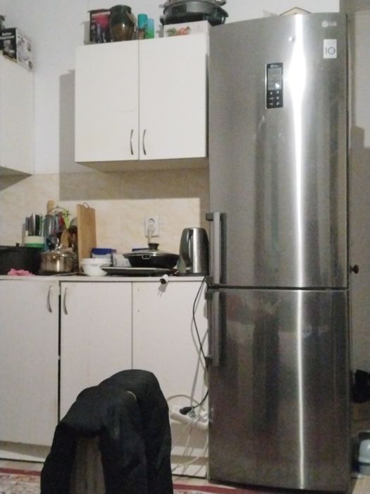Продам холодильник LG