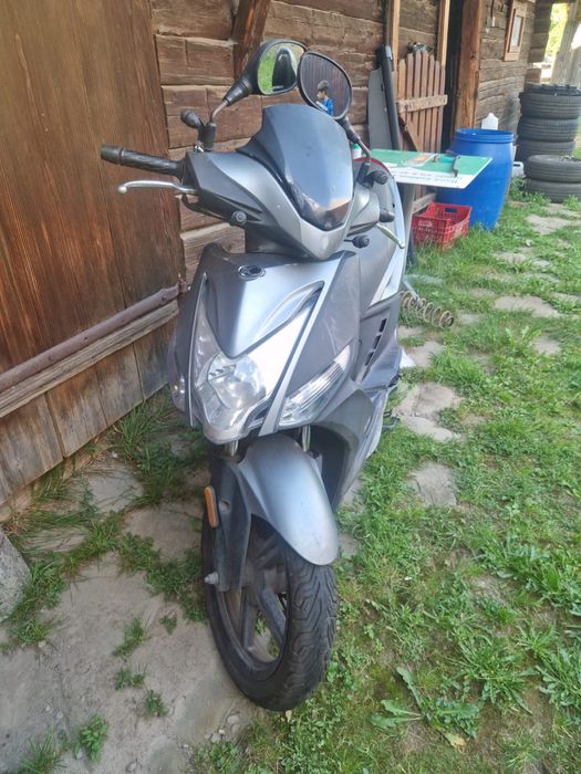 Vand scuter 125