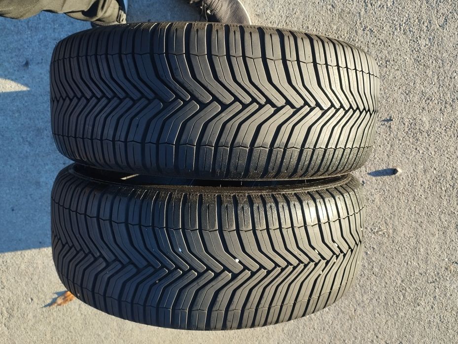 2 buc 225 50 17  .98v Michelin Crossclimate Allseason
