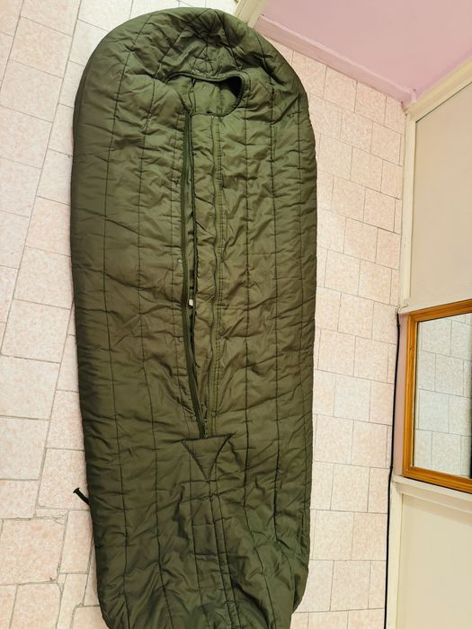 Sac de dormit kaki