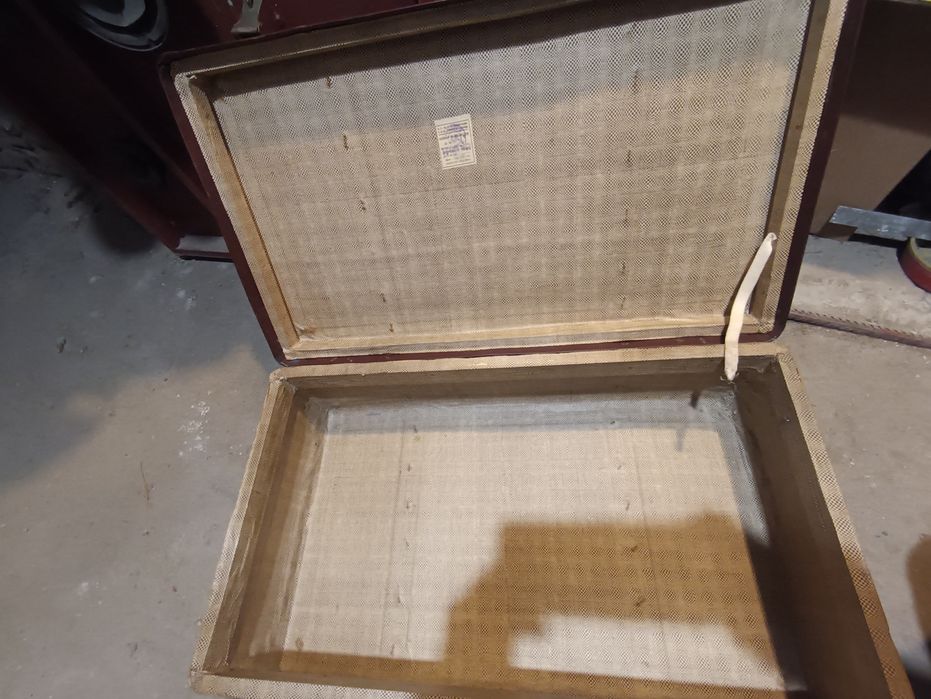 Стари жакардови куфари