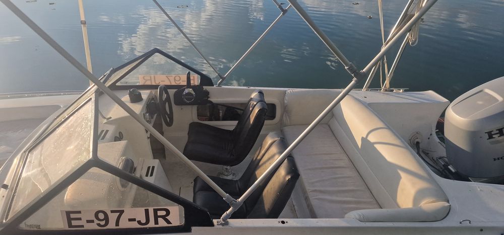 Barcă de agrement Cigala & Bertinni cu Motor Honda 130CP injectie