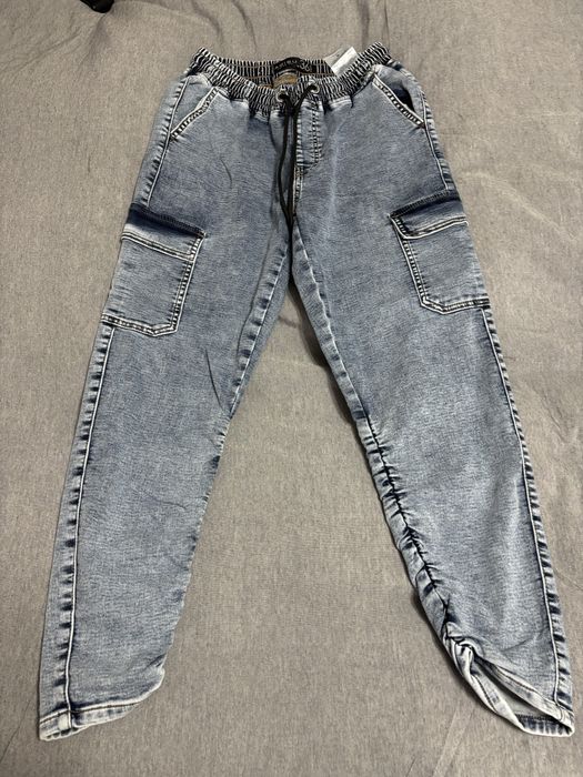 Pantaloni cargo de trening tip blugi marime M