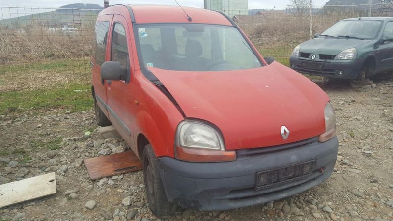 Dezmembrez Renault Kangoo