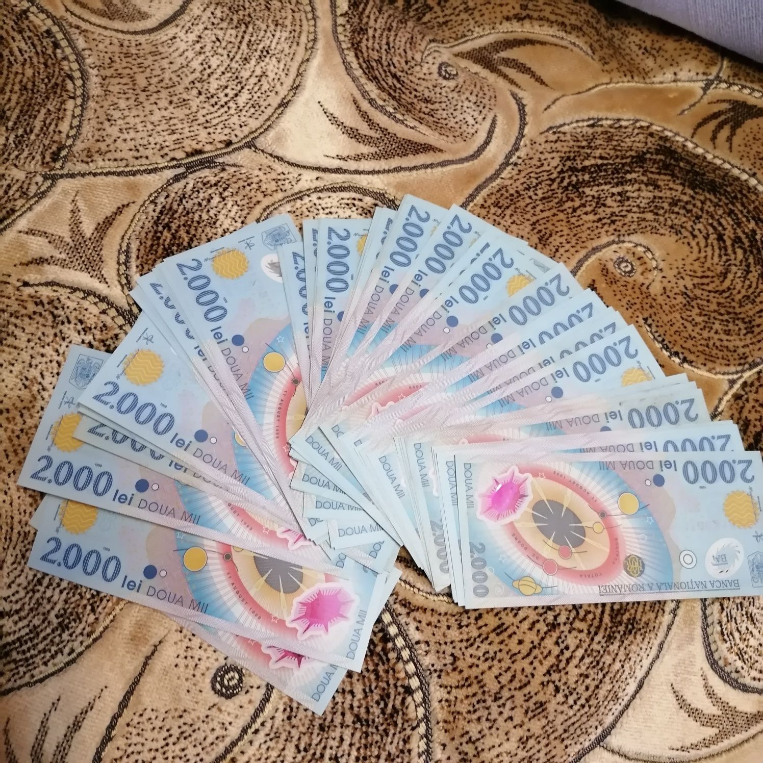 Bancnota cu eclipsa