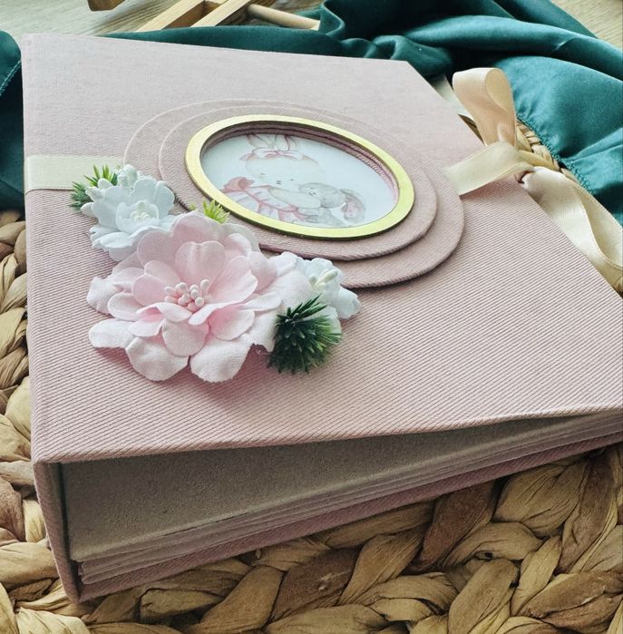 Ръчно изработени албуми с джобчета и бебешки дневници