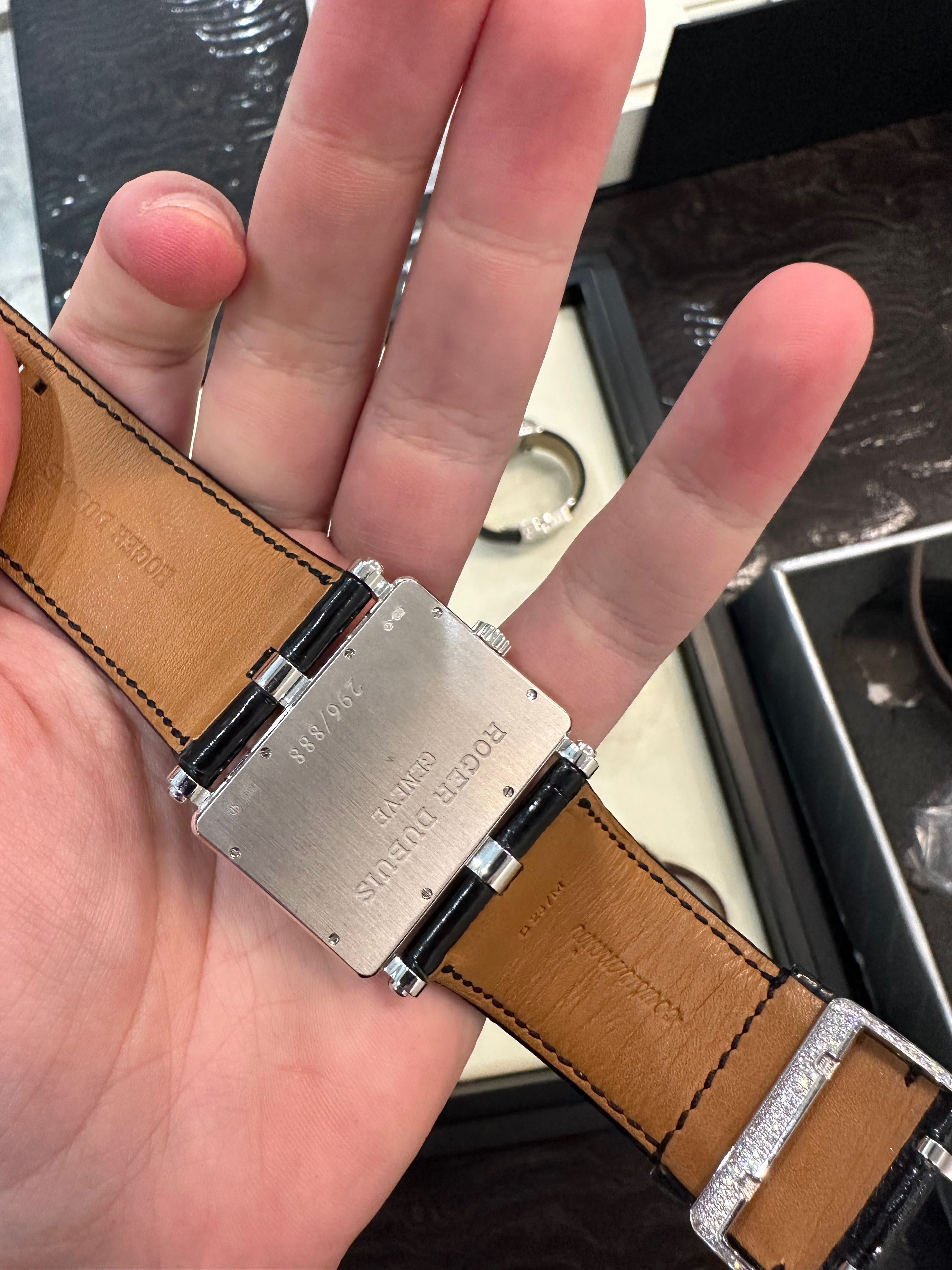 Roger dubuis дамски часовник