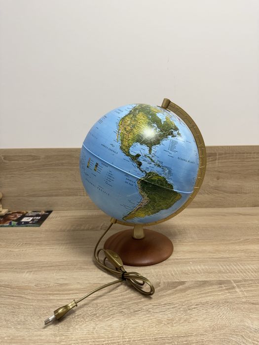 Glob pamantesc iluminat Astra 30 cm cu piedestal din lemn