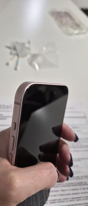 Iphone 15 128 GB pink