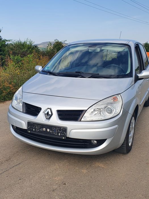 Renault Megane Scenic an 2009 1.5 dci consum mic mașină spațioasă
