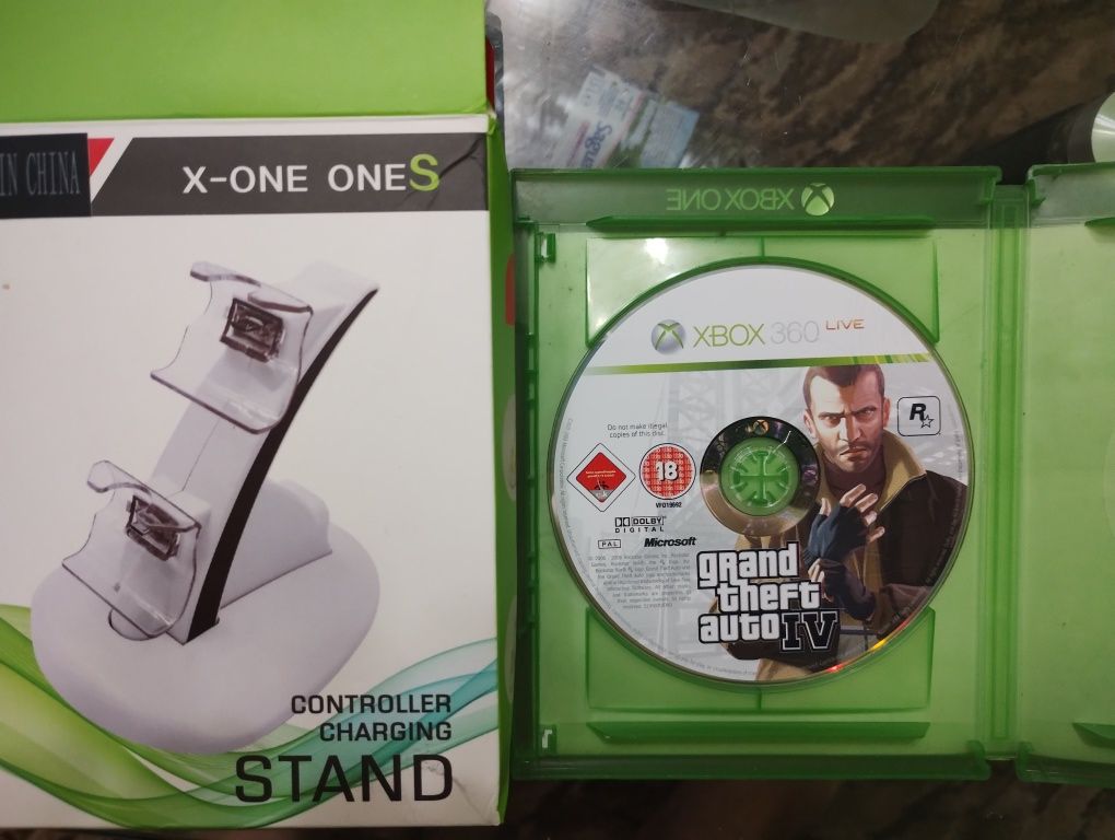 Xbox one s 1 tb+