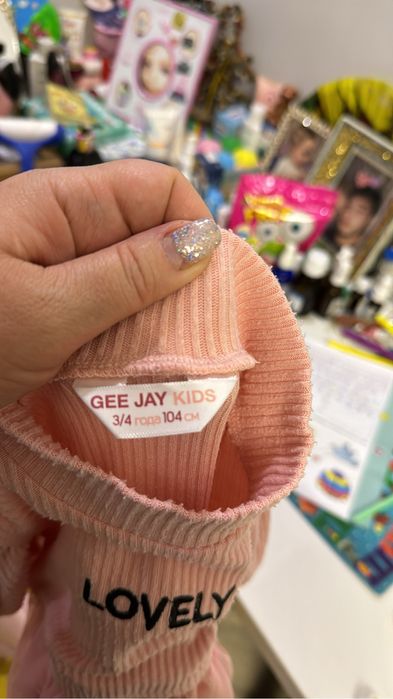 Много вещей на девочку