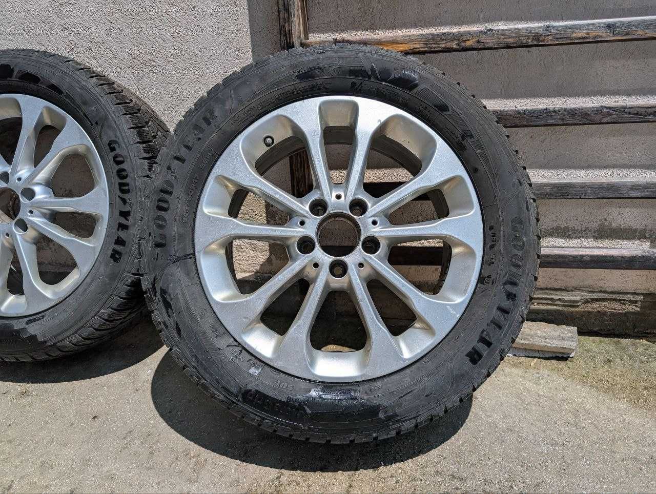 Продавам зимни гуми с джанти за Mercedes GLA