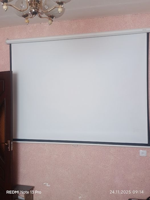 Продам проектор в отличном состоянии